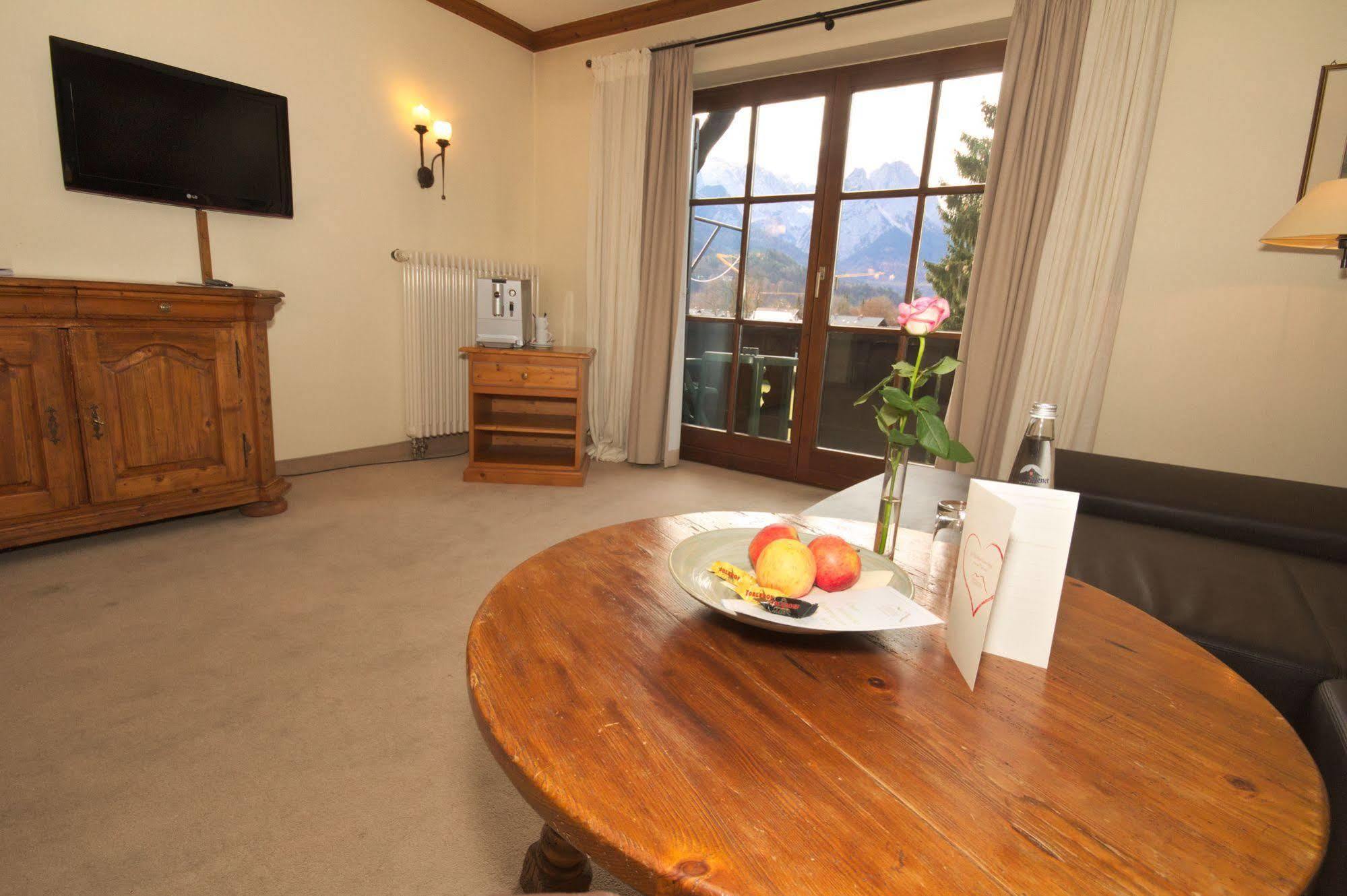 Zugspitze Hotel 4*